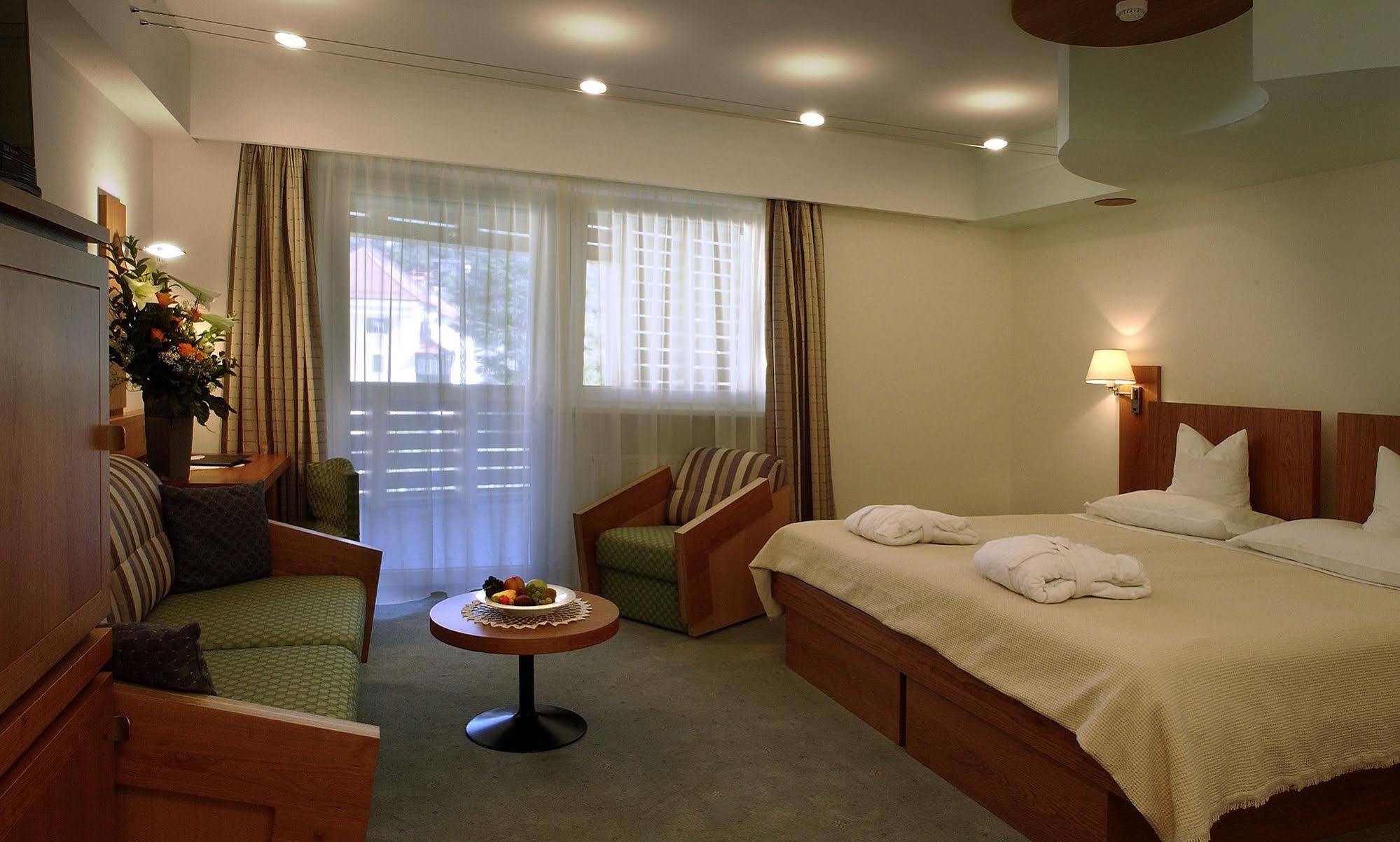 Hotel Krone - Eat, Drink, Stay Bressanone Exterior foto